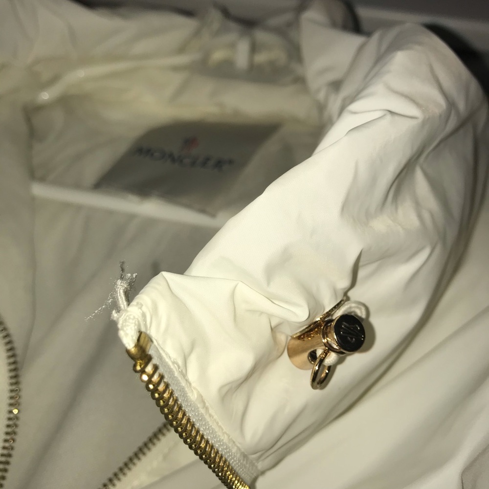 MONCLER Windbreaker - Picture 5 of 8